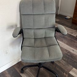 Gray Desk Chair 