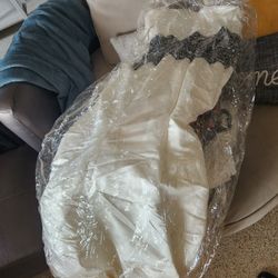 Wedding Dresses 