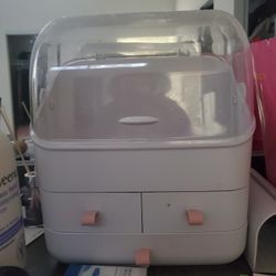 Cosmetic Organizational 