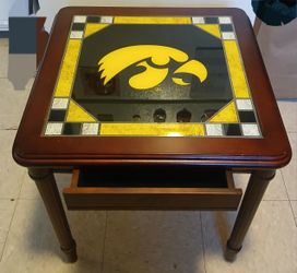 Iowa Hawkeyes Danbury Mint Table 