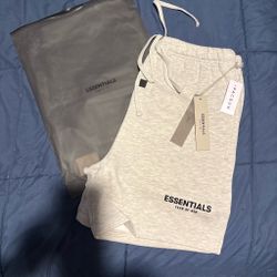 Light Oat Essential Shorts Size Small Brand New