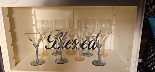 Vintage No lead crystal wine, martini and champagne glasses