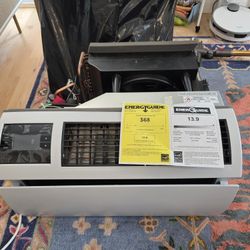 BRAND NEW Friedrich WallMaster AC 13600 BTUs (Wcvt12b30a)