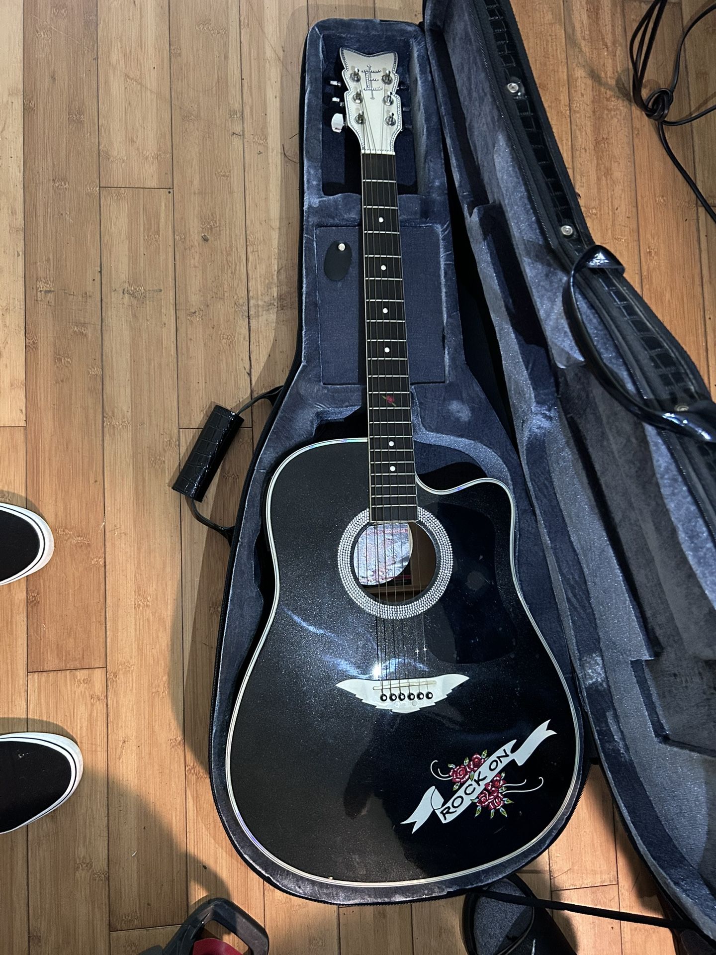 Guitar for sale