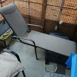 Lawn  couch ,with extra cushion