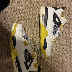 Jordan 4s For Sale Size 10 130$ Used Clean Tho 