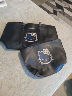 Hello Kitty purse