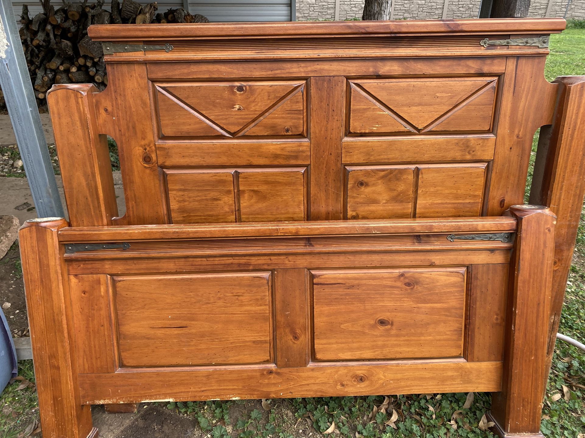 Headboard For A Queen Size 