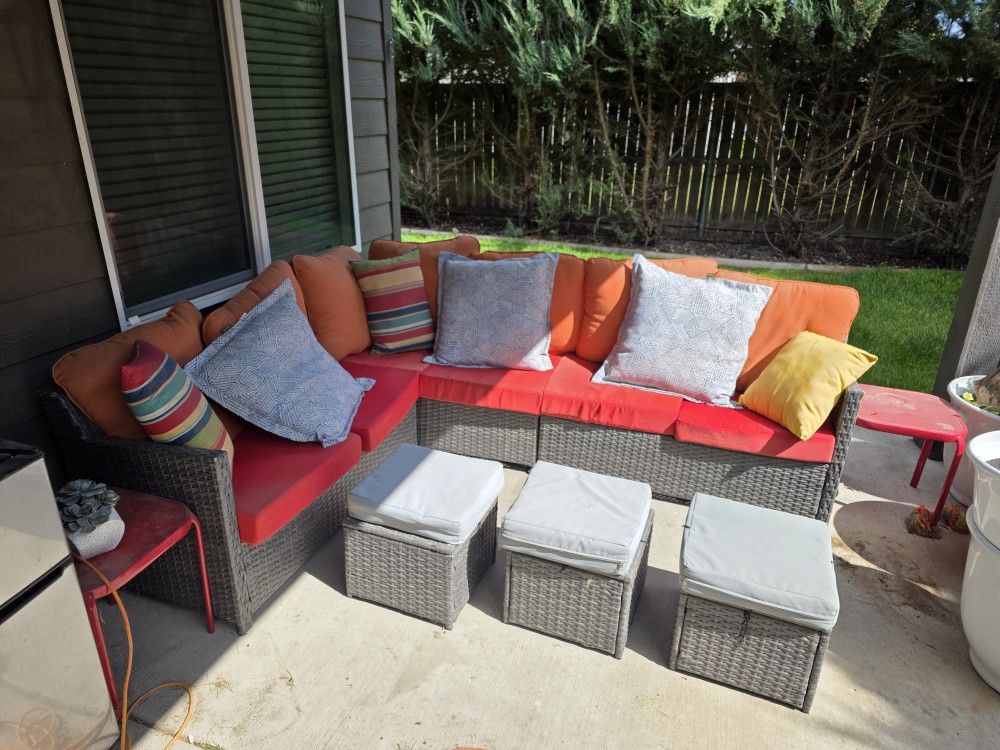 Patio Set (Includes Table)