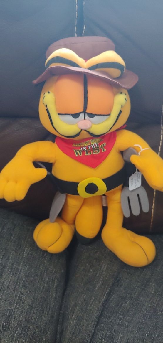 GARFIELD PLUSH COWBOY