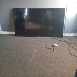 60 Inch Tv/ An Table 