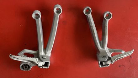 Street Bike Rear Pegs 