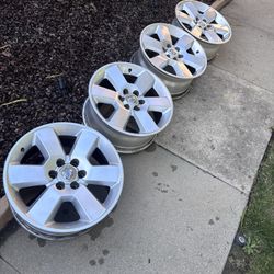 17 inch Nissan Rims 