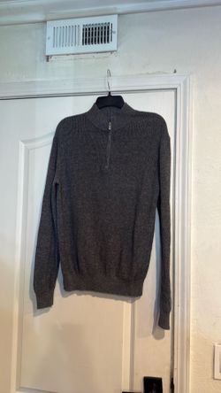 Men’s Peter Millar 3/4 zip sweater. M