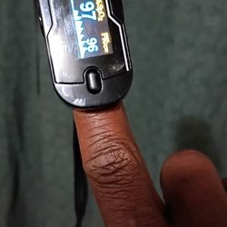 Fingertip Oxygen Sensor 