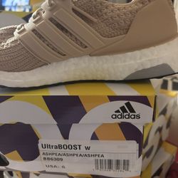 Ultra Boost W BB6309