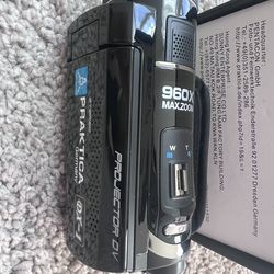 Praktica 960X-Handycam Camcorder