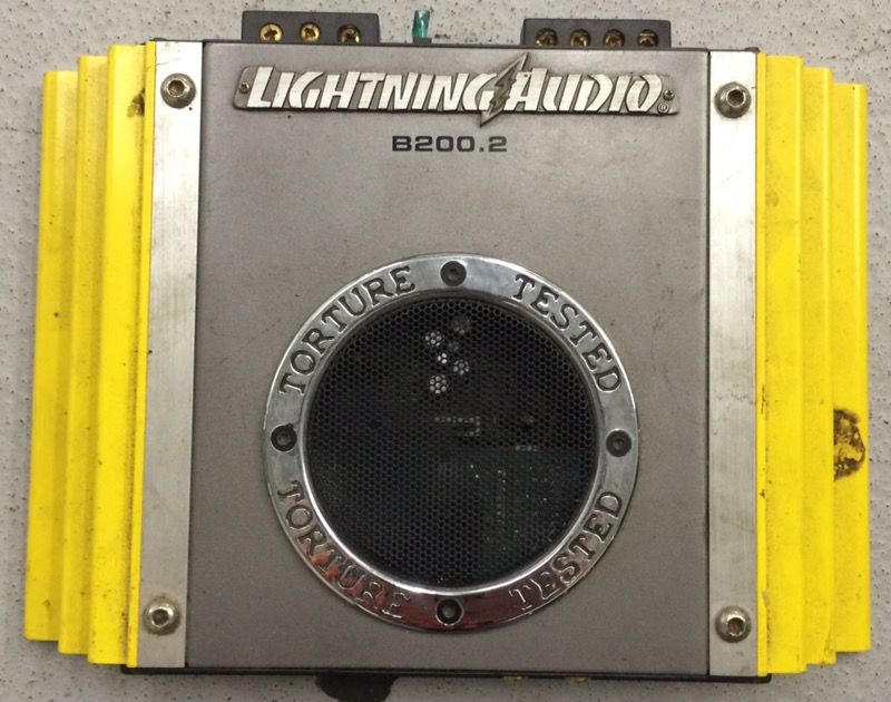 Lightning 200.2 car amp