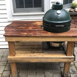 Medium Size Big Green Egg With Custom Table 