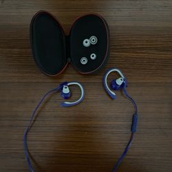 Wireless headphones by Beats