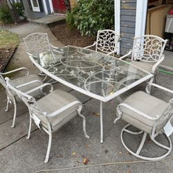 Hampton Bay Patio Set & 6 Chairs