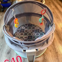 Fisher-Price On-the-Go Infant Dome Portable Bassinet and Play Space, Unisex, Windmill