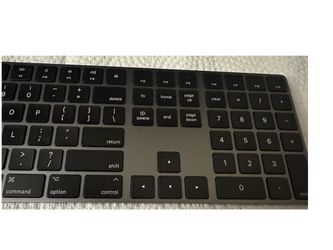 Apple Keyboard