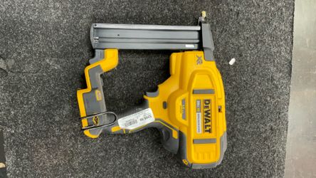 Dewalt 18GA Nailers and stapler