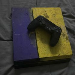 Used PS4
