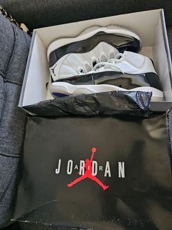 Air Jordan 11 Retro Concord