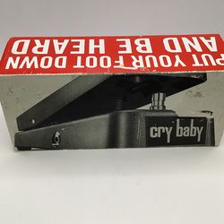 Cry Baby Wah-Wah Pedal IN BOX