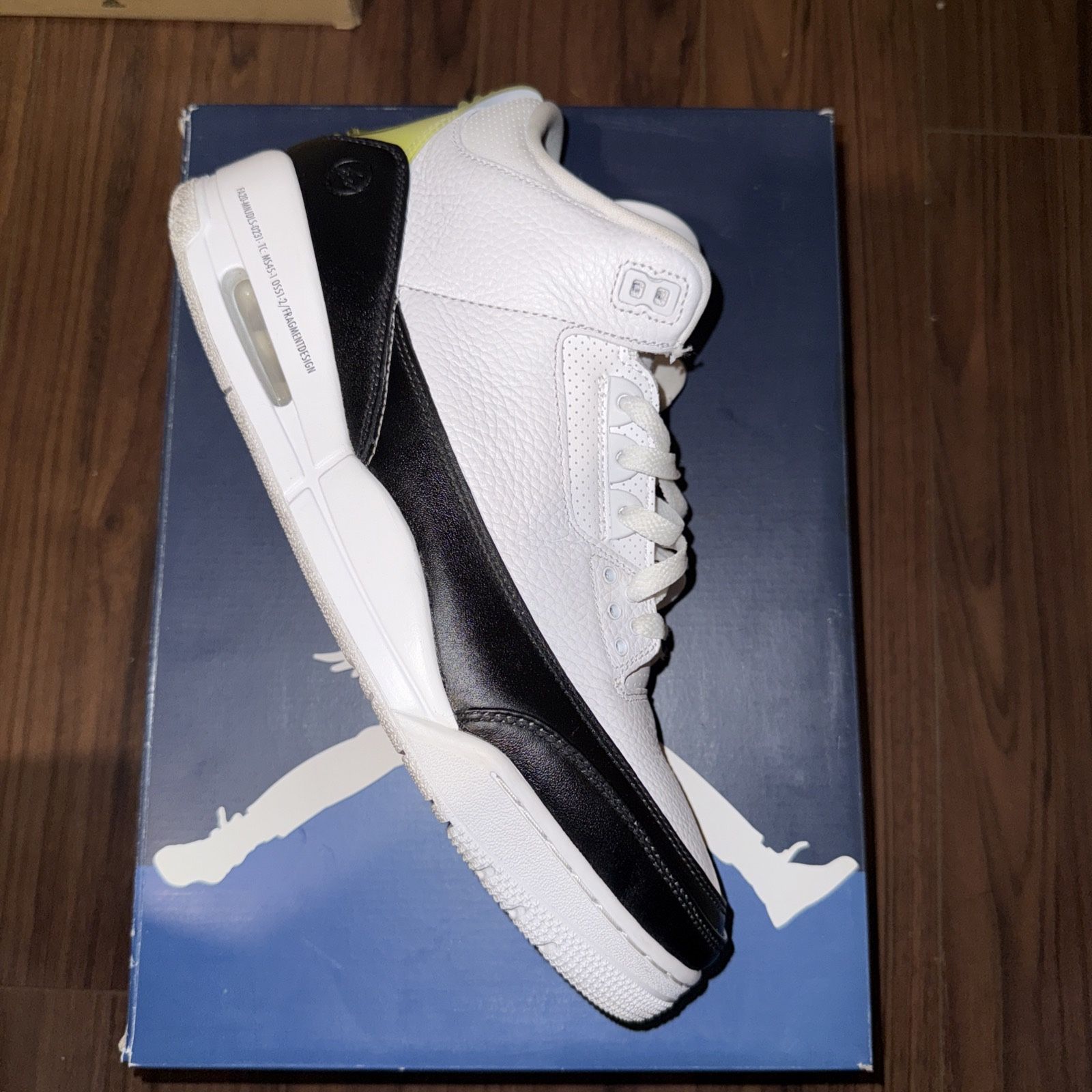 Jordan 3 Fragment