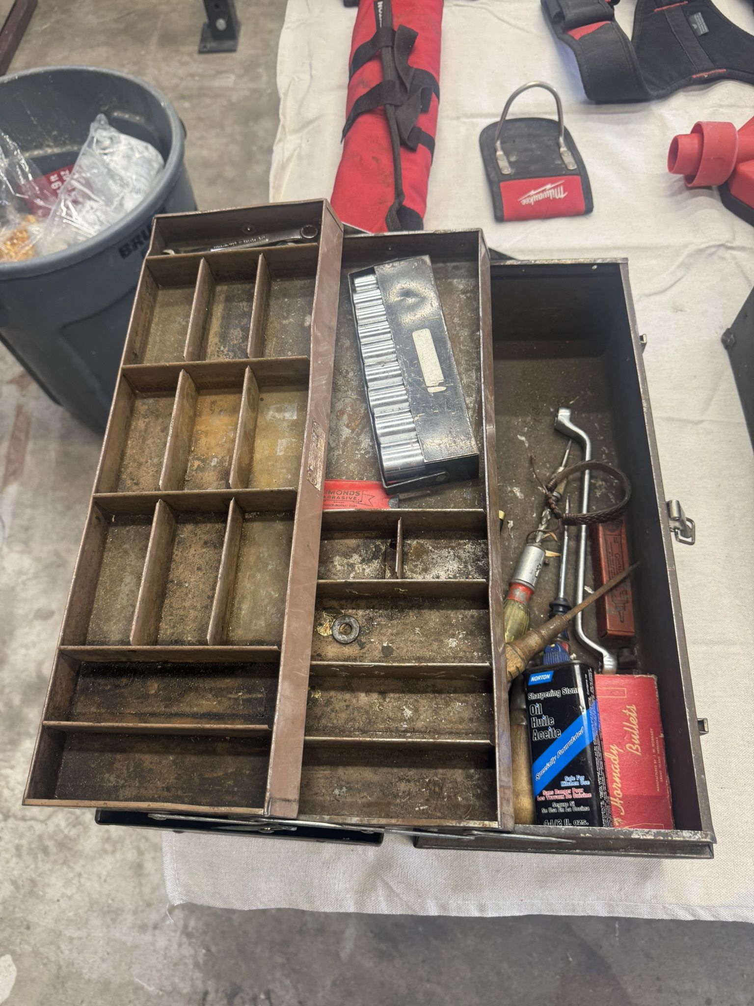 Metal Tool Box