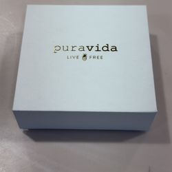 Puravida rose gold earrings and matching necklace. NWT