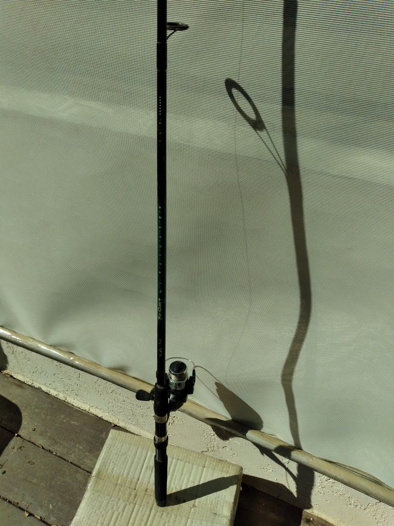 Light ACTION Spinning Rod And Reel Combo. Johnson Reel