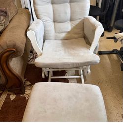 Rocking chair plus ottoman