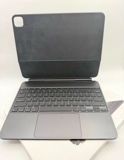 Apple Magic Keyboard Case iPad Pro 13 M4 M5 Trackpad Function Row US Black