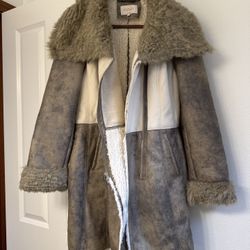 Warm women's coat size XL