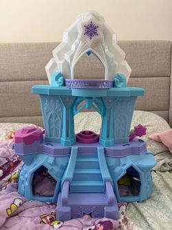 Little People Elsa’s Castle