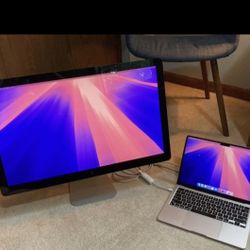Apple 27 Inch THUNDERBOLT display 