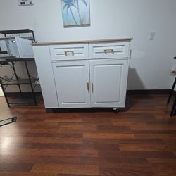 Kitchen Island- rectangle Brand new and Assembled for your convenience