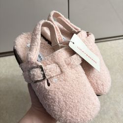 Lucky Brand Pink Shoes For Girls Size 1 