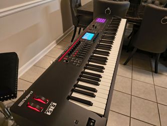 Roland Fantom 08 Digital Music Keyboard