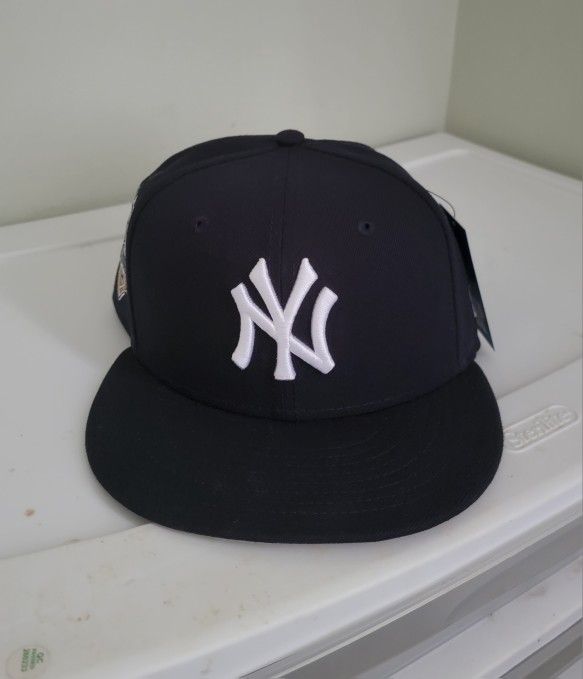 Undefeated X New Era NY Yankees 59FIFTY Fitted 7 1/8