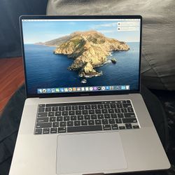 MacBook Pro 16 inch i9 8 Core 32GB RAM 1TB