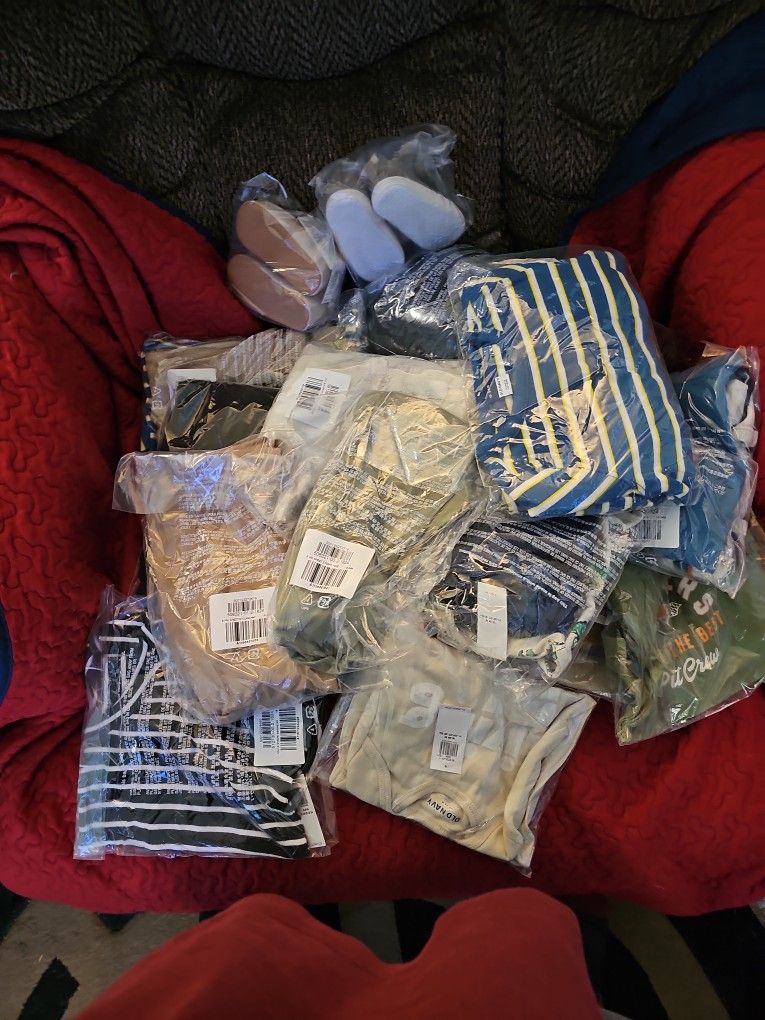 Children's Cloths And Baby Shoes