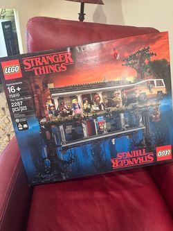 LEGO Stranger Things Upside Down NEW IN BOX
