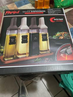 4 Piece Sauce Dispensers