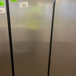 Vissani MDUFC7SS 7 cu. ft. Convertible Upright Freezer Refrigerator S 