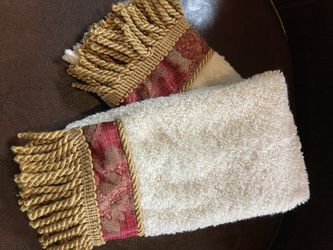 Old World style hand towels (2)